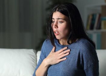 Ilustrasi sesak napas (iStockphoto)