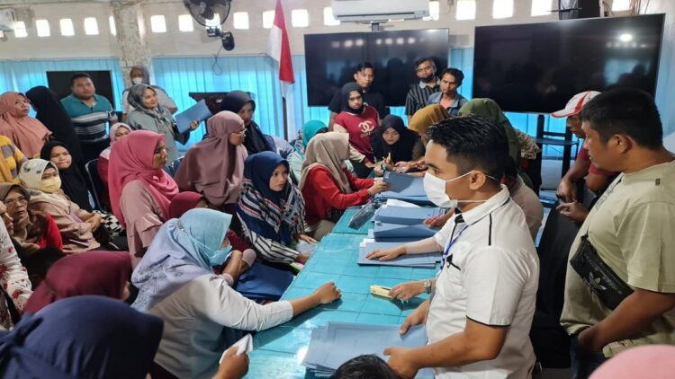 Layanan adminduk di Pekan Dukcapil Kota Padang