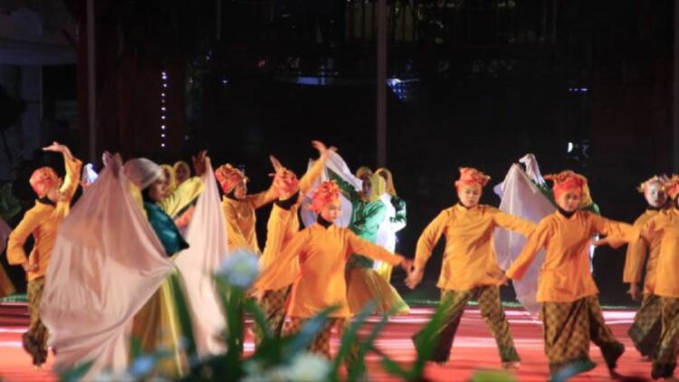 16 Kafilah Sumbar Lolos ke Babak Final MTQ Nasional Korpri VI 1 Pembukaan MTQ Korpri di Padang