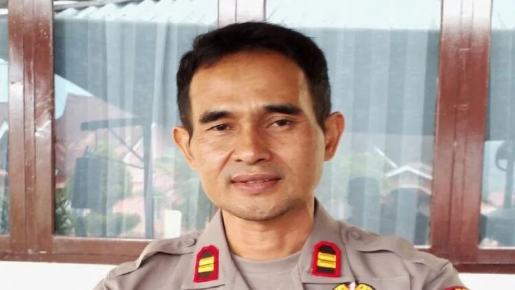 Sebabkan Satu Orang Tewas, Polisi Selidiki Kasus Tambang Emas yang Longsor di Solsel 1 Kapolsek Koto Parik Gadang Diateh, Kabupaten Solok Selatan, Sumater Barat, Iptu Robbi Gunawan. (ANTARA/Joko Nugroho)