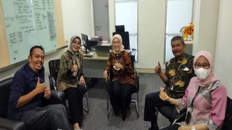 Pemko Padang bersama Bank BNI gagas program menabung sampah. (Istimewa)