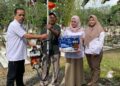 Andre Rosiade bantu mesin potong rumput dan pompa air untuk TMP Kuranji