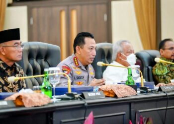 Kapolri dalam rapat lintas sektoral