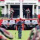 Kapolri dipasangkan baret merah