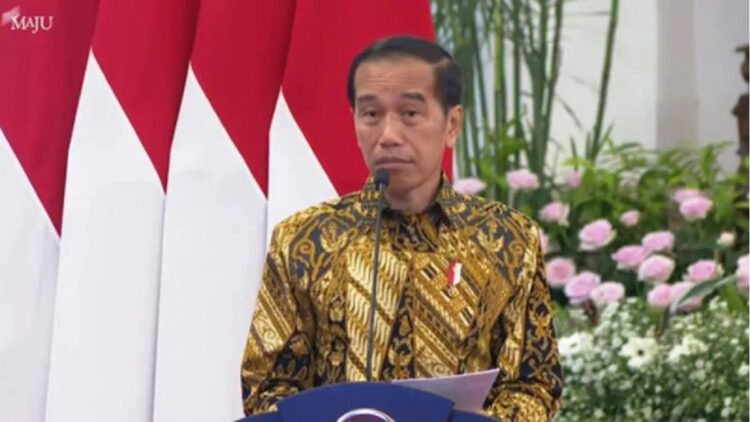 Tangkapan layar - Presiden Jokowi memberikan sambutan saat Penyerahan Kredit Usaha Rakyat (KUR) Klaster di Istana Negara, Jakarta, Senin (19/12). (ANTARA/Indra Arief Pribadi)