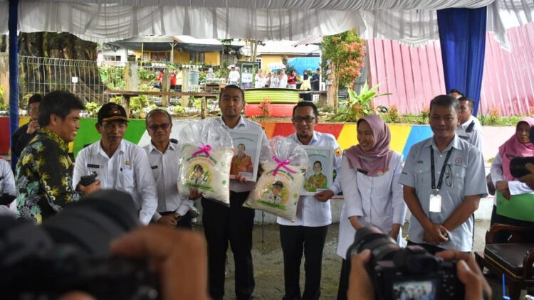 Wagub Sumbar resmikan kampung iklim ecobright inisiasi Semen Padang di Tanah Datar