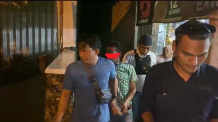 Polisi menangkap seorang pengedar sabu di kawasan Bungus Teluk Kabung. (Istimewa)