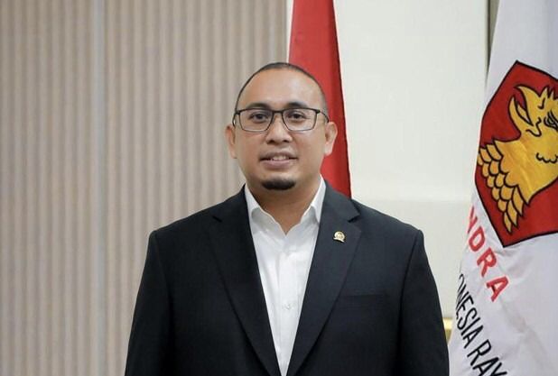 Dukung IPO Palm Co, Andre Rosiade: Negara Tak Boleh Kalah dari Oligarki 1 Anggota Komisi VI DPR RI dari Fraksi Gerindra Andre Rosiade. (Istimewa)