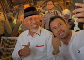 Berkunjung ke Padang, Raffi Ahmad Ucapkan Selamat Ultah untuk Gubernur Sumbar 4 Berkunjung ke Padang, Raffi Ahmad Ucapkan Selamat Ultah untuk Gubernur Sumbar