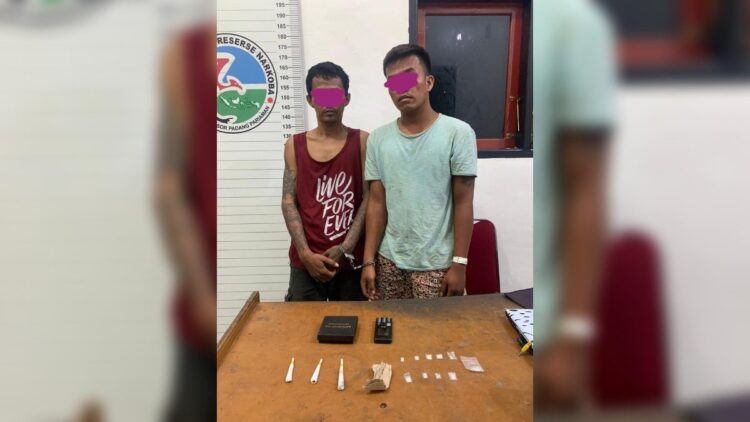 Terlibat Peredaran Narkoba, Dua Warga Padangpariaman Dibekuk Polisi 1 Dua pengedar narkoba dibekuk Polres Padangpariaman. (Istimewa)
