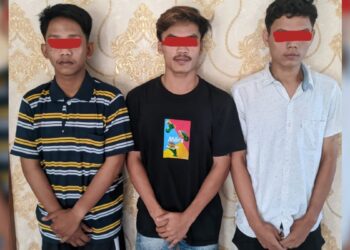 Tiga pelaku penganiayaan di kawasan Balaigadang, Kototangah, Kota Padang dibekuk polisi. (Foto: Heru Iriawan/radarsumbar.com)