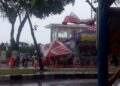 Angin Kencang, Tenda Pospam Operasi Lilin di Pantai Padang Ambruk 5 Angin Kencang, Tenda Pospam Operasi Lilin di Pantai Padang Ambruk