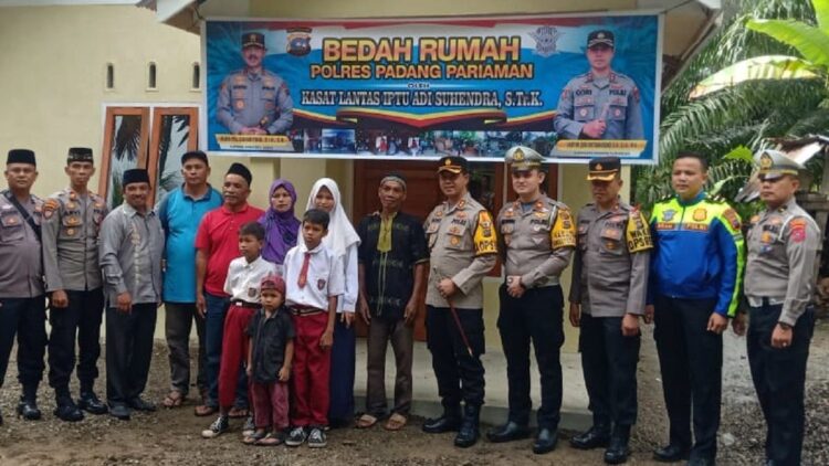 Satlantas Polres Padang Pariaman Bedah Rumah Warga Tak Mampu 1 Bedah rumah Satlantas Polres Padang Pariaman
