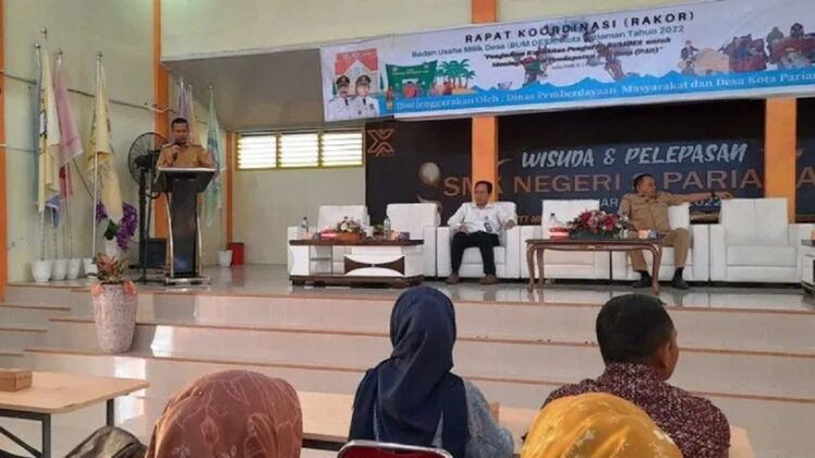 Bertambah 4 Unit, Jumlah BUMDes di Pariaman jadi 49 1 Wali Kota Pariaman, Sumbar Genius Umar memberikan sambutan dan membuka Rapat Koordinasi BUMDes di Pariaman, Senin. (ANTARA/Aadiaat M. S.)