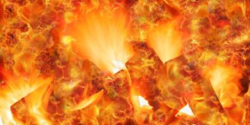 Gegara Anak tak Mau Merawat, Pasutri Lansia di Surabaya Nekat Bakar Diri