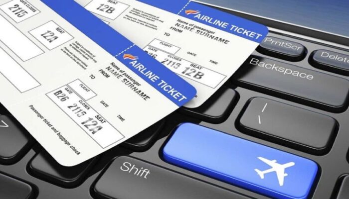 Tiket Pesawat Libur Nataru Dipotong Hingga 14 Persen, Ini Kata Menko AHY