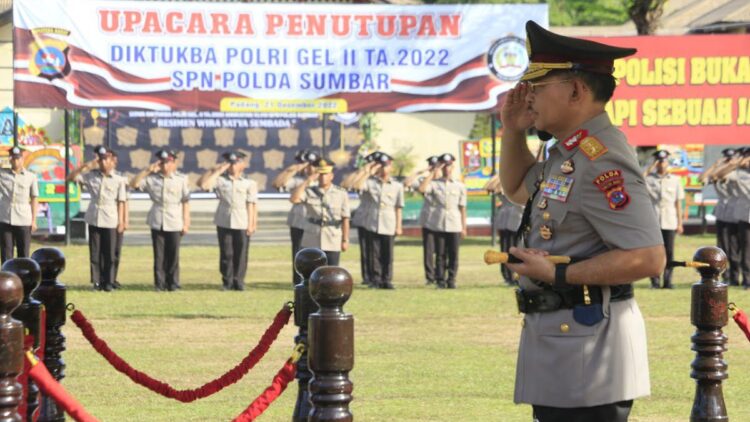 Kapolda Sumbar lantik Bintara Polri gelombang 2 tahun 2023 di SPN Padang Besi