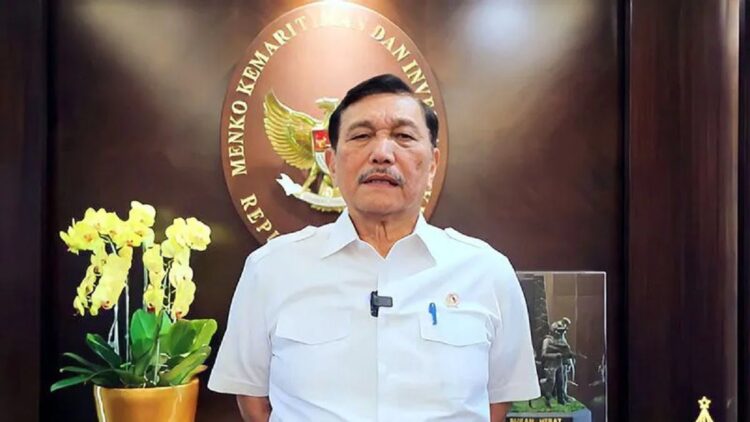 Luhut: Indonesia Masuk 20 Besar Negara dengan Performa Pelabuhan Terbaik 1 Tangkapan layar - Menteri Koordinator Bidang Kemaritiman dan Investasi Luhut Binsar Pandjaitan dalam video di akun Instagram pribadinya @luhut.pandjaitan di Jakarta, Minggu (25/12/2022). ANTARA/Instagram/@luhut.pandjaitan/pri. (ANTARA/Instagram/@luhut.pandjaitan)