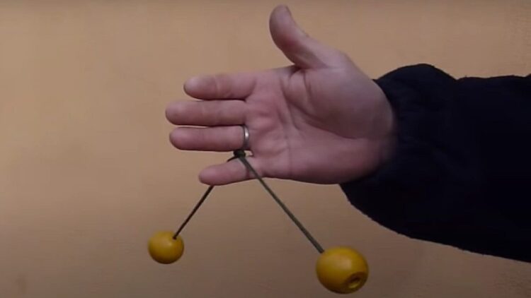 Permainan Lato-Lato Viral, Kepala DP3AP2KB Padang Ungkap Hal Ini 1 Mainan lato-lato. (net)