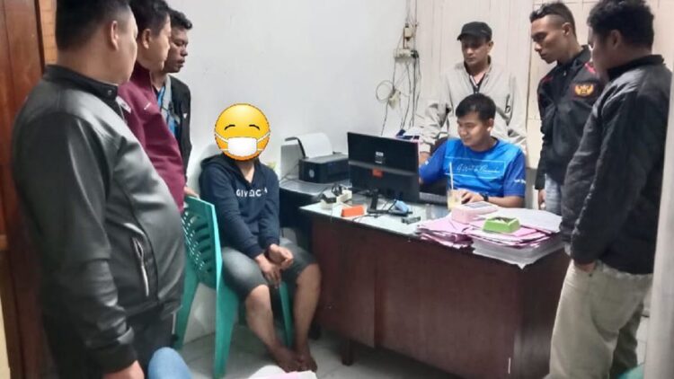 Maling handphone diamankan di Komplek Pertanian Bukittinggi.