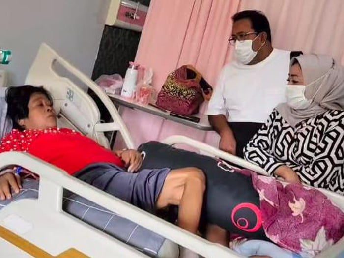 Gegara Diabetes, Kaki "Atun" Suti Karno Terpaksa Diamputasi 1 Suti Karno saat menjalani perawatan di rumah sakit pada September lalu. (Foto: Instagram)