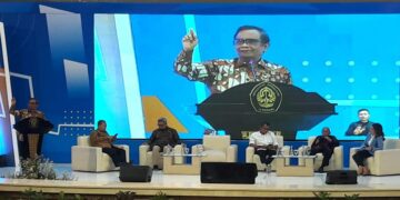 Diimplementasikan 2026, Mahfud Tegaskan KUHP Baru Bukan untuk Lindungi Jokowi