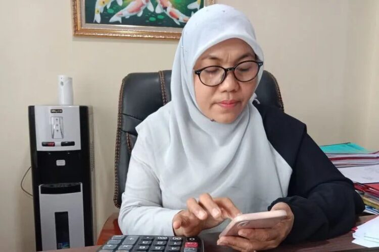 Tata Keramba Jaring Apung di Objek Wisata Linggai Park, Pemkab Agam Anggarkan Rp300 Juta 1 Kepala Dinas Ketahanan Pangan dan Perikanan Agam, Rosva Deswira. (Dok Antara/Yusrizal)