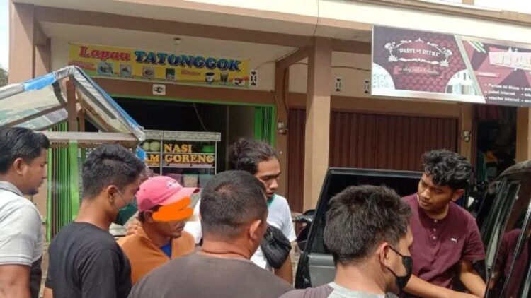 Kasus Perdagangan Satwa Dilindungi Turun, KSDA Agam Klaim karena Rutin Sosialisasi 1 Tim Resor KSDA Maninjau dan Polres Agam menangkap pelalu perdagangan satwa dilindungi. (Dok Resor KSDA Maninjau)