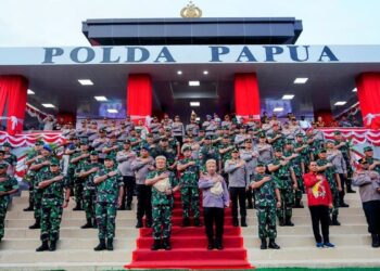 Kapolri dan Panglima TNI resmikan Polda Papua. (Divhumas Polri)