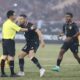 Marc Klok protes kepada wasit yang memimpin laga semifinal antara Timnas Indonesia kontra Vietnam. (Dok. PSSI)