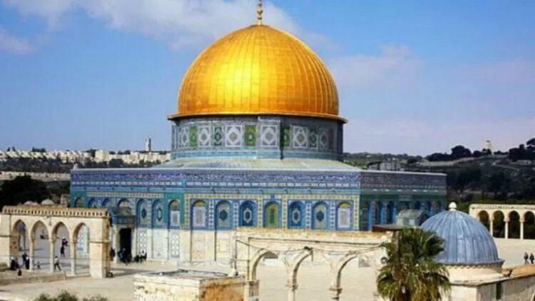 Qatar Paksa Israel Hentikan Pelanggaran di Kompleks Masjid Al Aqsa 1 Masjid Al-Aqsa di Yerusalem (Foto: Antara/Istimewa)