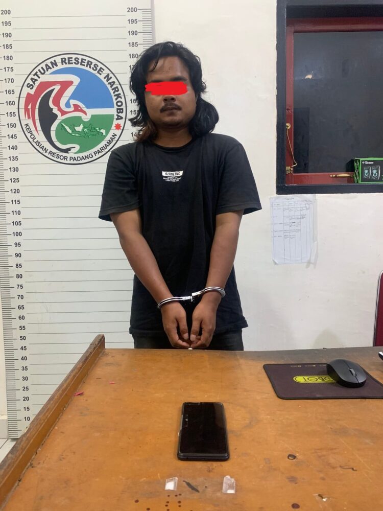 Seorang petani di Padangpariaman ditangkap karena terlibat peredaran sabu. (Foto: radarsumbar.com/Istimewa)