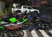 Belasan Kendaraan Pakai Knalpot Racing dan tanpa Nopol Terjaring Razia Polisi di Padang