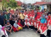 Warga Lubuk Buaya Terima Ambulans melalui Andre Rosiade