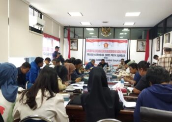 Jumpa pers di Fraksi Gerindra tentang kinerja Gubernur Sumbar sepanjang 2022.