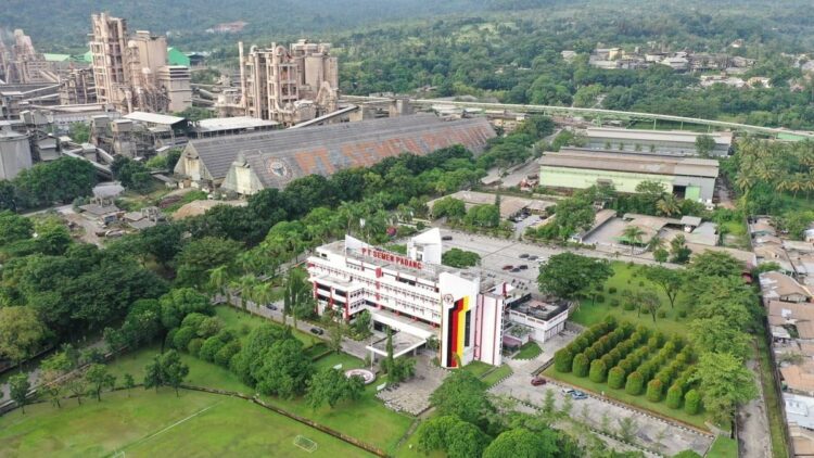 Semen Padang Punya Program Aquaman, Apa Ya? 1 Lingkungan hijau Semen Padang