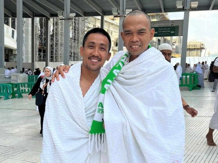 Kembali dari Ibadah Umrah, Kader Gerindra Rachmad Wijaya Puji Dakwah Ustaz Abdul Somad 1 Kader Gerindra Rachmad Wijaya bersama Ustaz Abdul Somad (UAS) saat melaksanakan ibadah umrah beberapa waktu lalu.