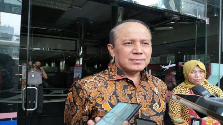 BNPT: Kekerasan KKB Papua Penuhi Unsur Tindak Pidana Terorisme 1 Kepala BNPT Komjen Pol. Boy Rafli Amar memberikan keterangan terkait KKB Papua di Jakarta, Selasa (14/2/2023). (ANTARA/Muhammad Zulfikar)
