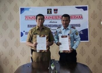 Penandatanganan nota kesepahaman Rutan Padang dan Disdukcapil Padang terkait persiapan Pemilu 2024. (Foto: Dok. Rutan Padang)