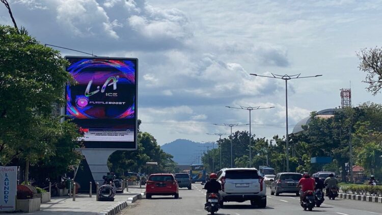 Iklan rokok beredar pada Kamis (2/2/2023) pagi di Kota Padang. (Foto: Dok. Istimewa)