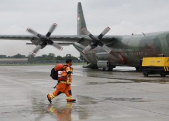 Beri Bantuan Kemanusiaan, Pemerintah Lepas 47 Tim Basarnas ke Turki
