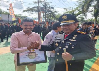 Ulang Tahun Basarnas ke-51, Radarsumbar.com Raih Penghargaan Kemanusiaan