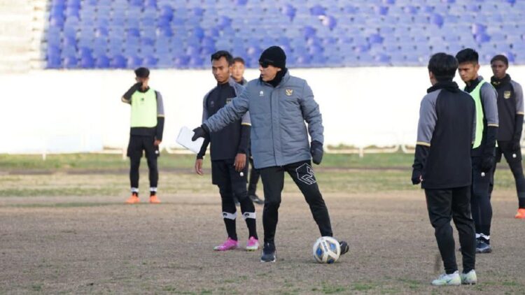 Latihan para pemain Garuda Nusantara di Uzbekistan. (Dok. PSSI)