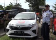 Puluhan Kendaraan Digembos Bannya Karena Parkir Serampangan di Padang
