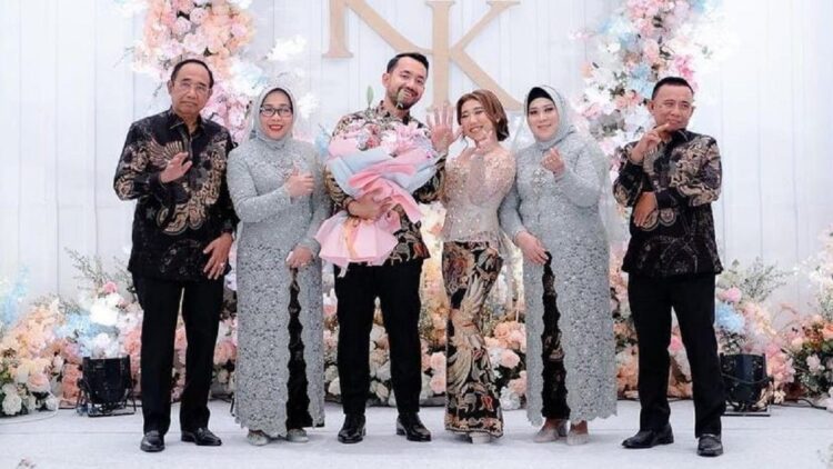 Ternyata, Kiky Saputri Jadi Menantu Urang Minang 1 Pernikahan Kiky Saputri. (Dok. Instagram)