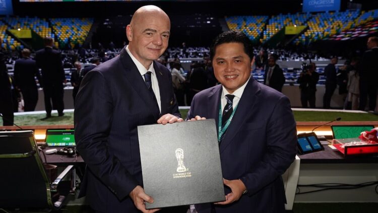 Gianni Infantino Kembali Terpilih Jadi Presiden FIFA 1 Presiden FIFA terpilih Gianni Infantino dan Ketua Umum PSSI, Erick Thohir. (Dok. PSSI)