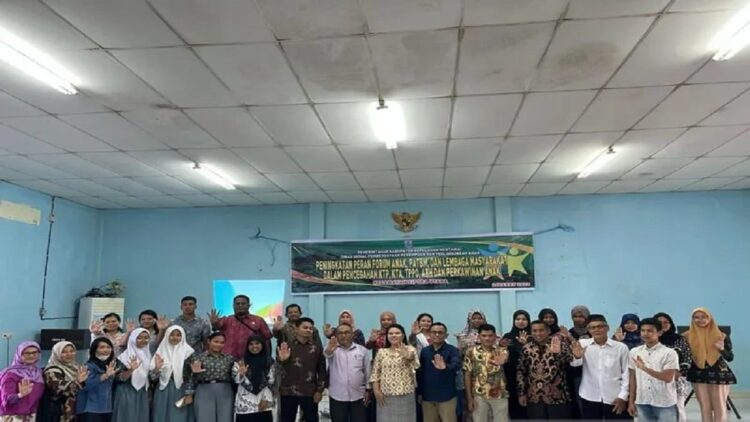Dinsos Kepulauan Mentawai melalui Bidang Pemberdayaan Perempuan DinSosP3A menyelenggarakan sosialisasi peningkatan peran lembaga layanan perlindungan anak tingkat desa untuk pencegahan kekerasan terhadap anak. (ANTARA/HO)