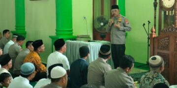 Jumat curhat Kapolda Sumbar di Pariaman. (Dok. Bidhumas)