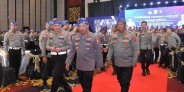 Kapolri Minta Pengendara dengan Pelat Nomor Khusus Ditindak Tegas jika Melanggar 8 Kapolri Minta Pengendara dengan Pelat Nomor Khusus Ditindak Tegas jika Melanggar