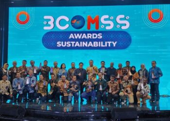 Semen Padang meraih penghargaan BUMN BCOMSS 2023. (Dok. Humas)